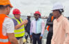 Le directeur général de l’OPRAG, Martin Boguikouma, visitant les travaux, le 10 septembre 2026 à Port-Gentil.  © D.R.