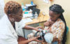 Dr Danielle Fengui Kacmeni, médecin orl lors du dépistage. © GabonReview