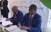 Moment de la signature avec les deux responsables. (capture d'écran). © GabonReview