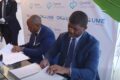 Moment de la signature avec les deux responsables. (capture d'écran). © GabonReview