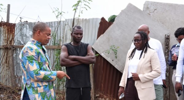 Port-Gentil : son titre foncier morcelé, Radio Mandji enclavée sur son propre terrain porte plainte