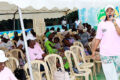 Le Dr Nzame épouse Mounombi lors des échanges avec la population de Akébé-Likouala, le 10 octobre 2026.  © D.R.