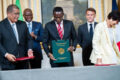 À l’Élysée, le 20 juillet 2026, le Gabon et Eramet posaient les bases d’une transformation accrue du manganèse sur place. La montée de l’État français au capital du groupe donne une nouvelle portée politique aux garanties industrielles attendues par Libreville. © Com. présidentielle Gabon