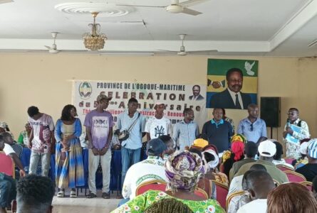 Présentation et installation du bureau d’une structure de base. © GabonReview