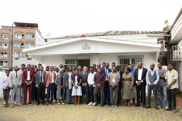 Entrepreneuriat : 100 jeunes initiés à l’intelligence artificielle