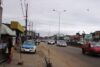 Certaines des maisons et commerces se trouvant sur le domaine communal devront être détruites. © GabonReview