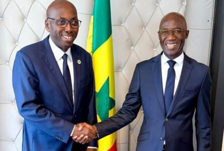 Le ministre gabonais de la Justice et son homologue sénégalais, Me Moussa Saar. © Com. Ministère justice/Sénégal