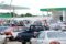 Des véhicules en attente de carburant dans une station-service à Libreville, en octobre 2026. ©  L'Union