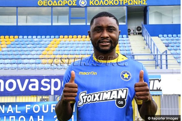 Football: Levy Madinda file en Grèce