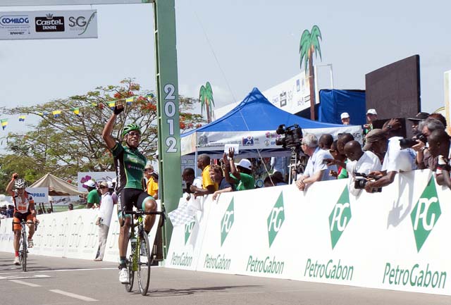 Fougamou Lambaréné le 24 avril 2012 Course cycliste internationale