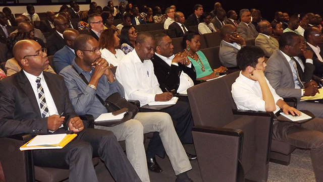 Une vue des participants au séminaire commercial Finatra. ©Gabonreview