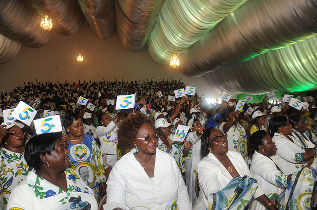 Ferveur des militantes du PDG à la célébration des 5 ans de pouvoir d’Ali Bongo. © DCP Gabon